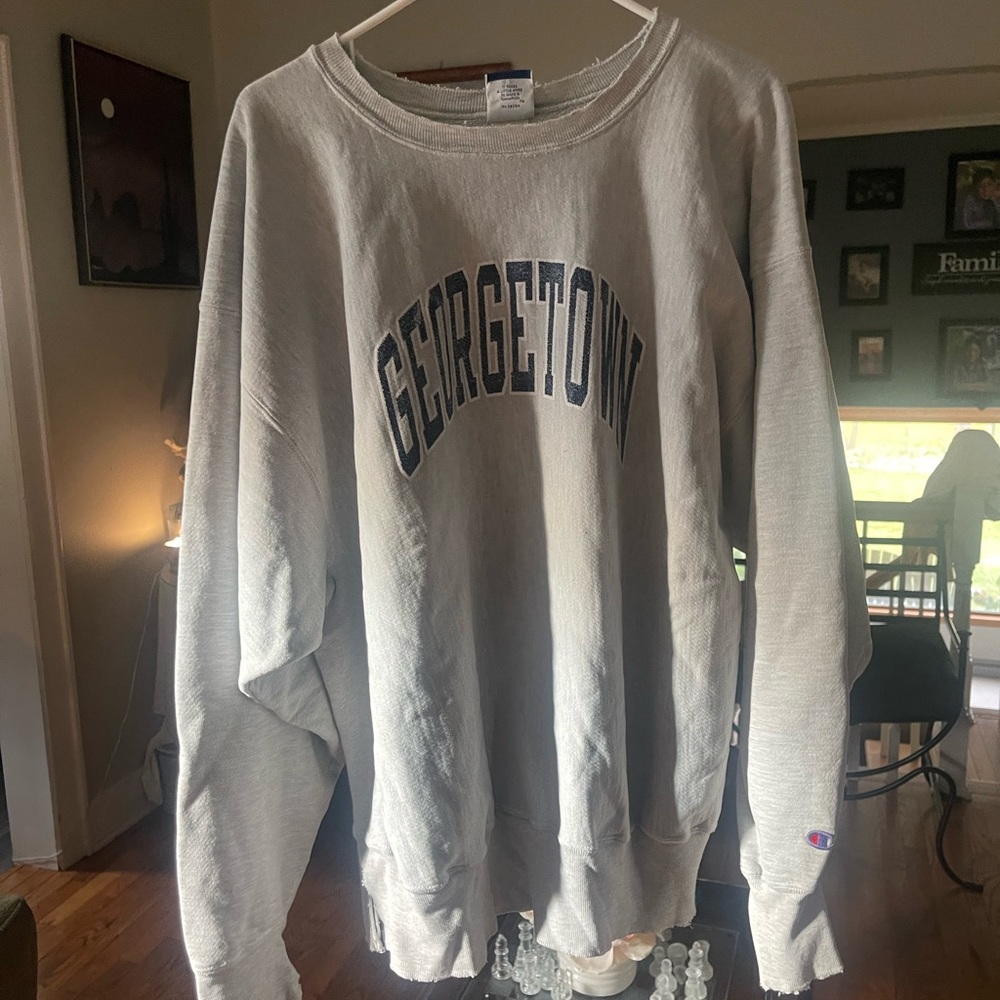 George Town Crew neck